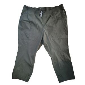 Torrid Happy Camper Ripstop cropped walking pants size 4 4x